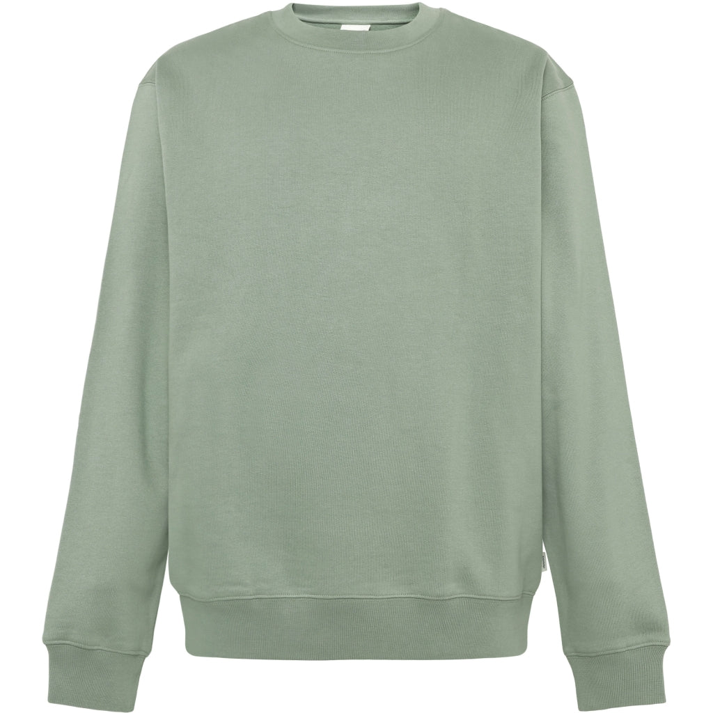 Relaxed crew neck