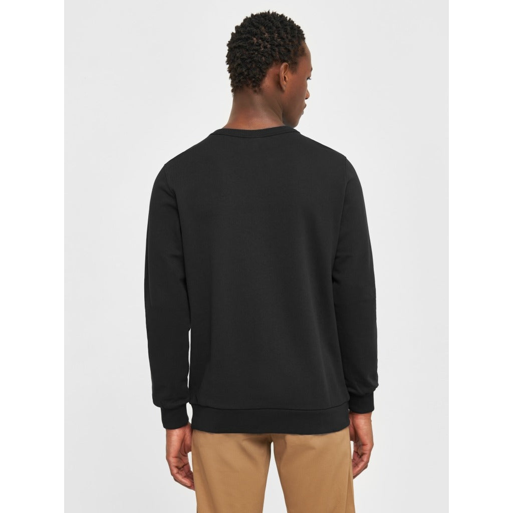 Erik basic badge sweat