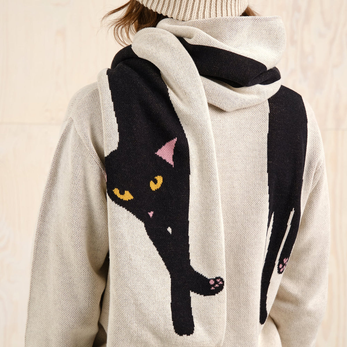 Scarf Rossberga Long Cat Vanilla White