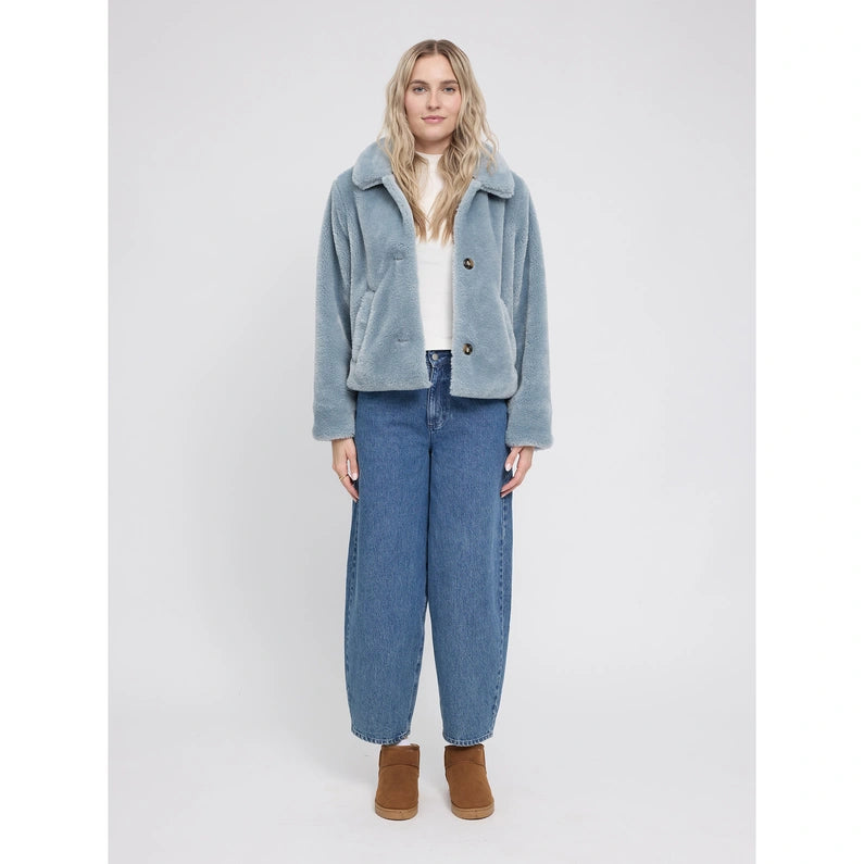 Faux-Fur Button