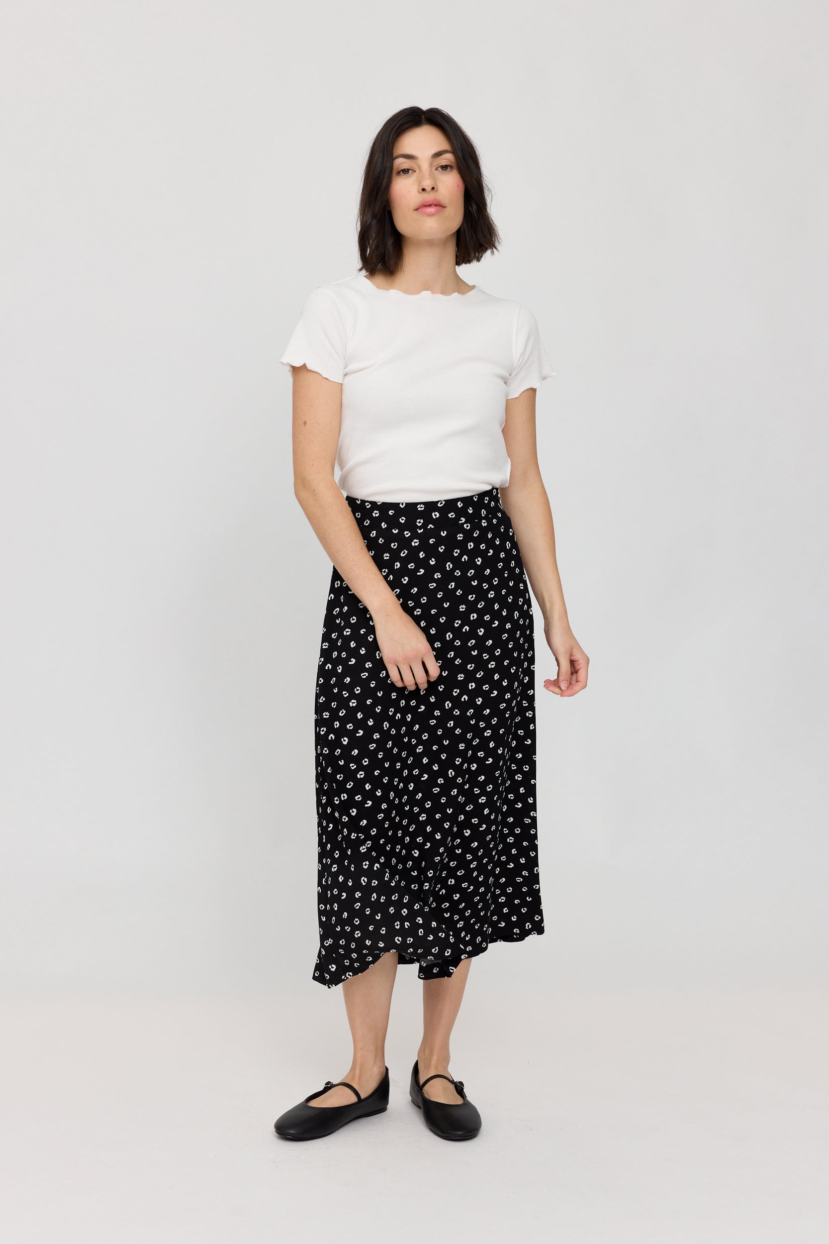 Printed Crinkle Midi Skirt black