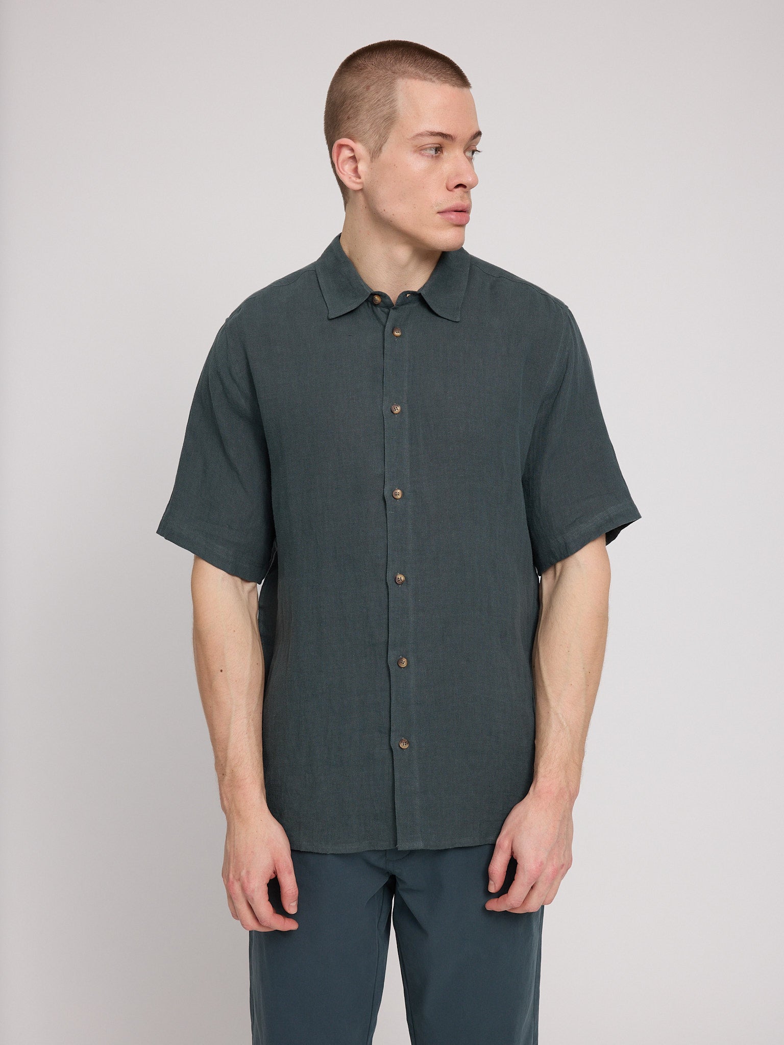 Shortsleeve Linen Shirt