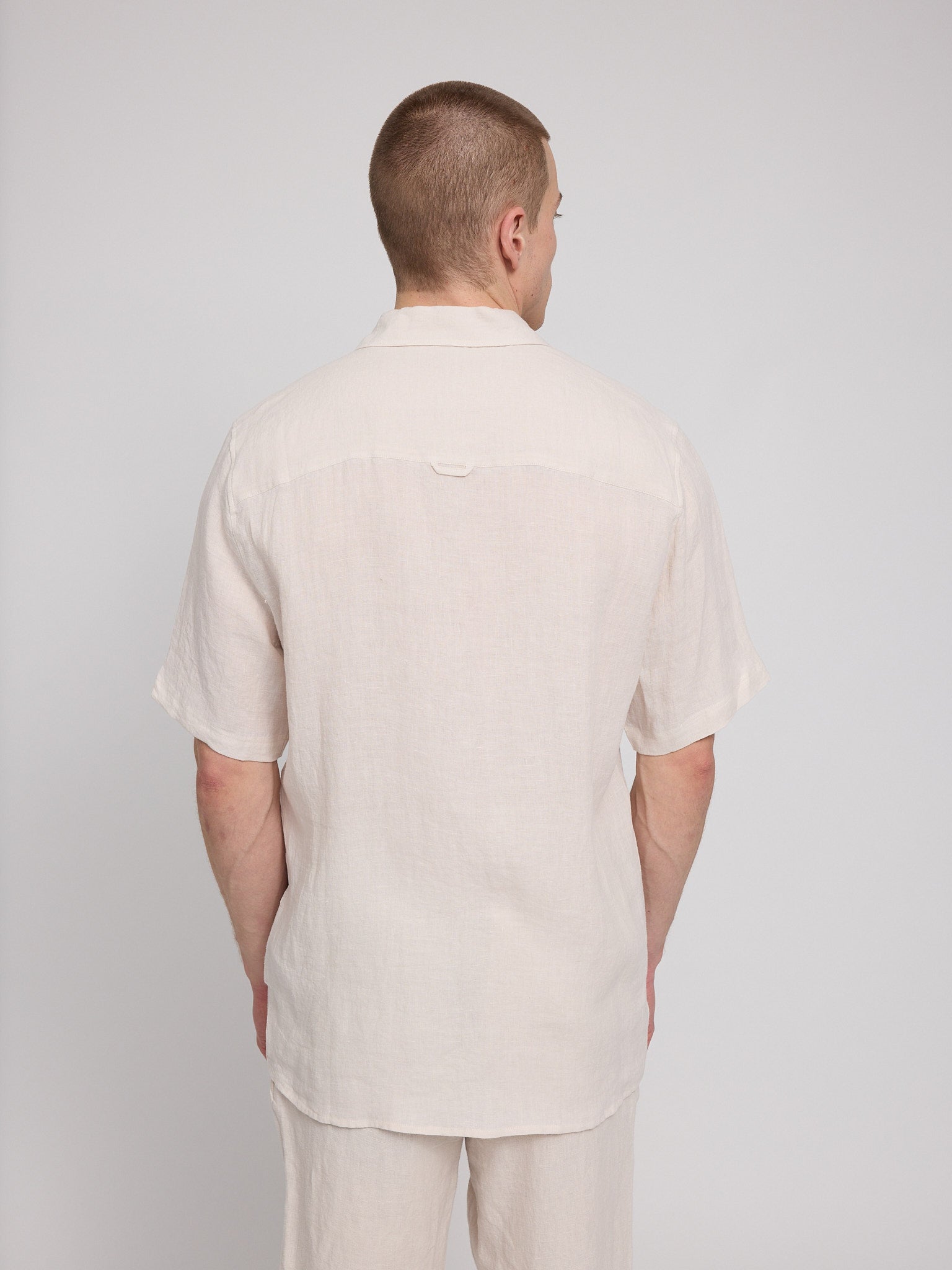 Shortsleeve Linen Shirt