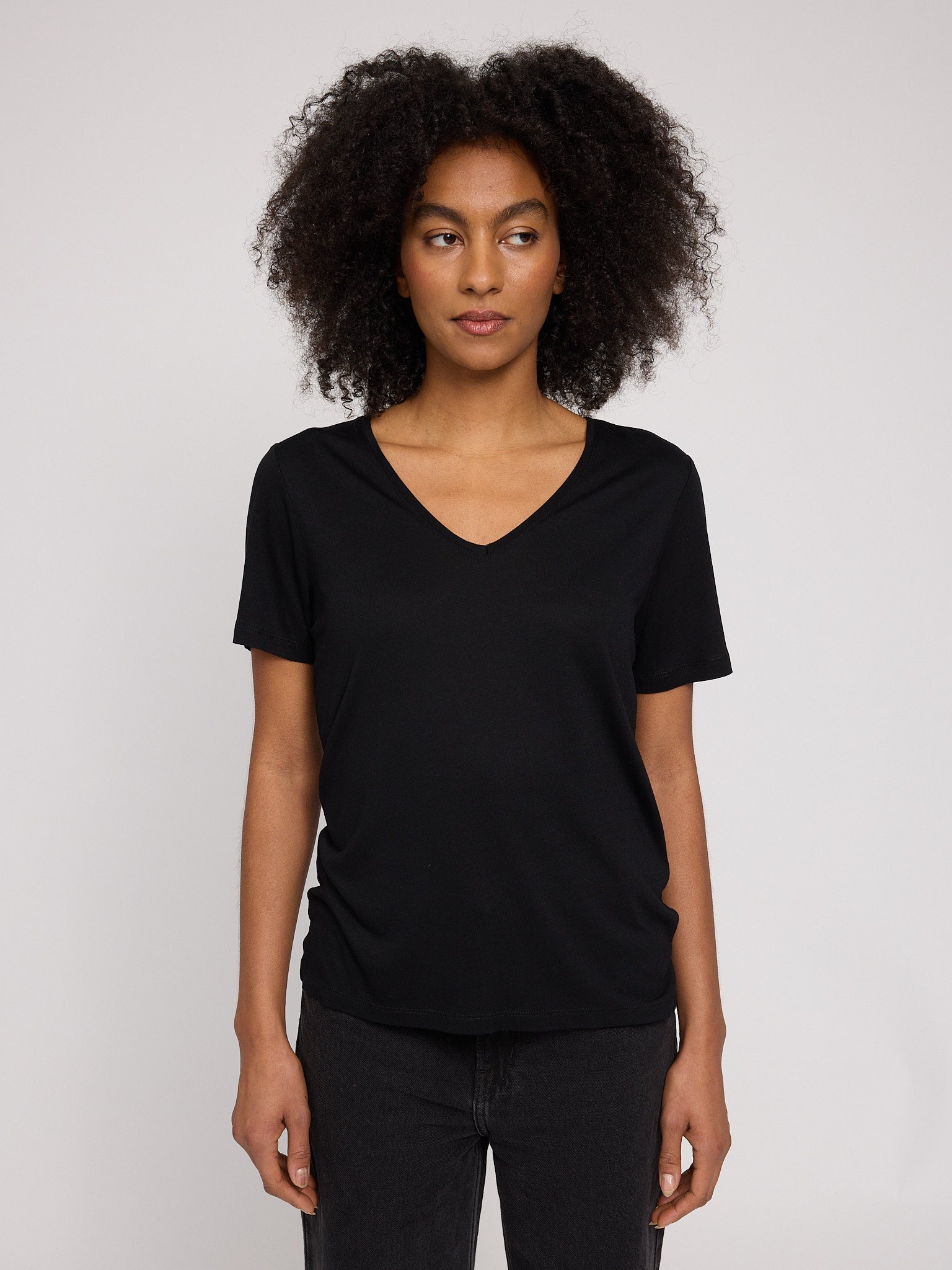Ecovero Viscose V-Neck T-Shirt