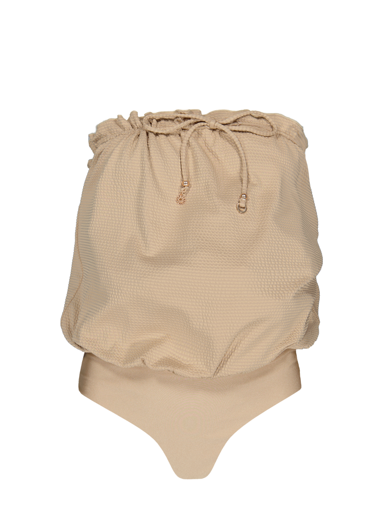 Mundra One Piece sand