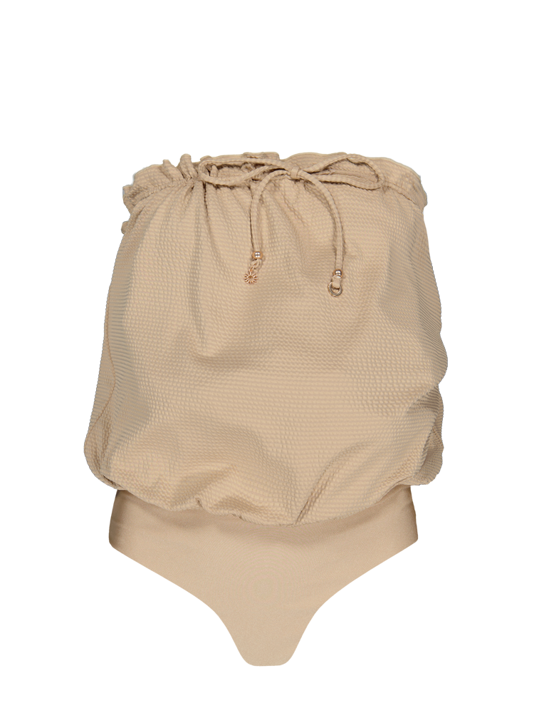 Mundra One Piece sand