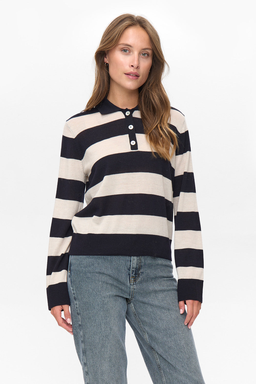 Nuchia Polo