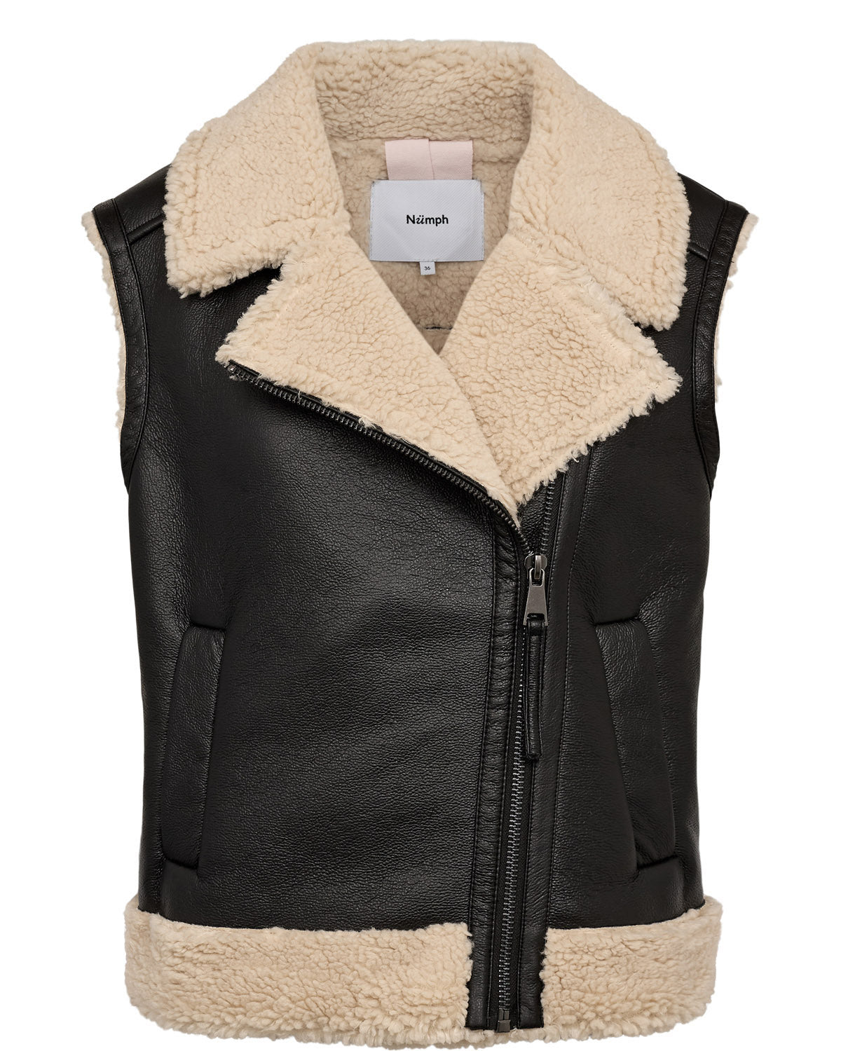 Nuolia Vest