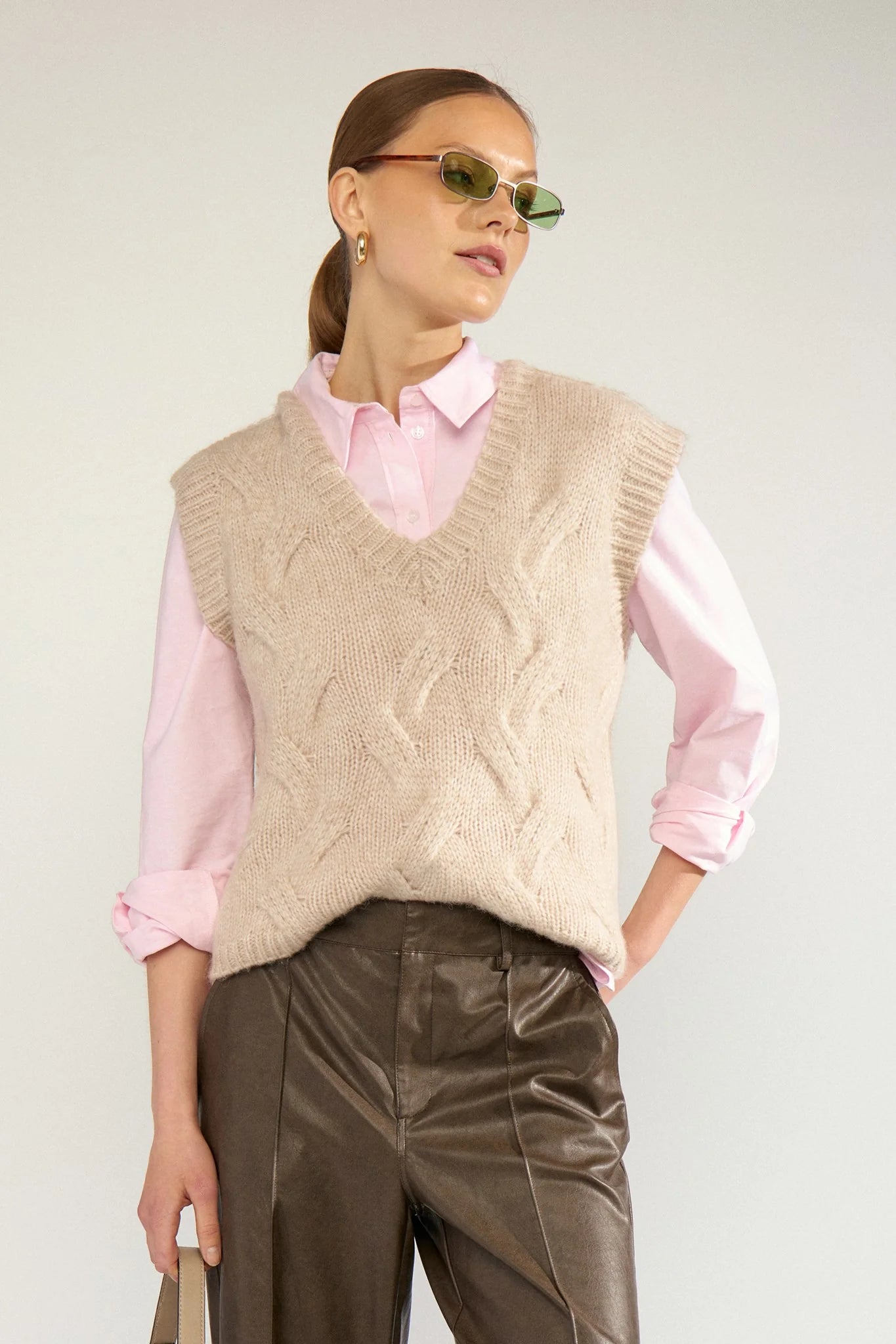 Nualmas Knitted Vest