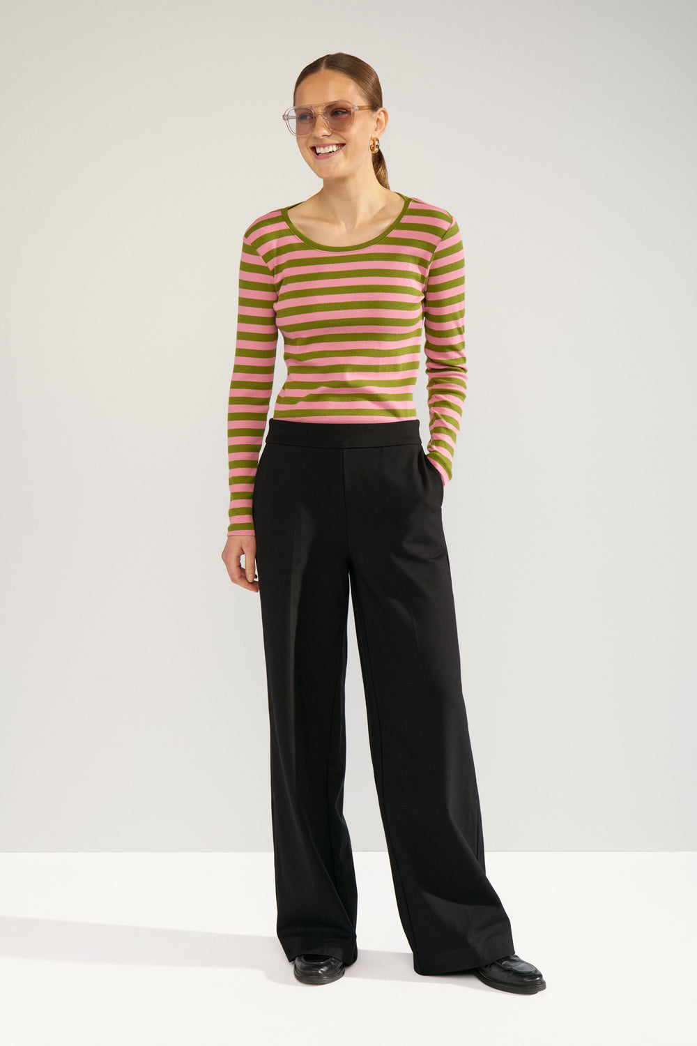 Nuathena Pants