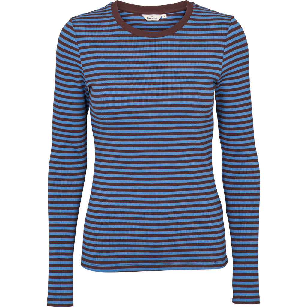 Ludmilla LS Tee