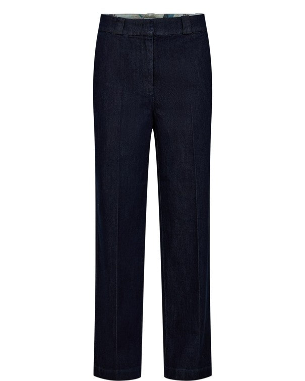 Nualetta Hosen