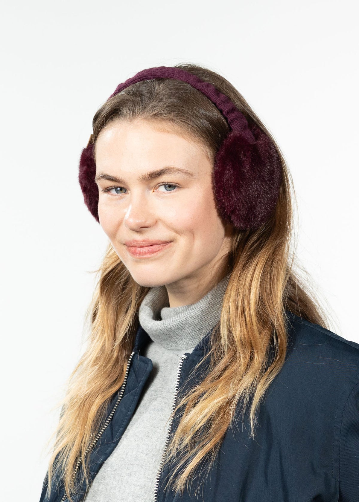 Plush Earmuffs aubergine one size