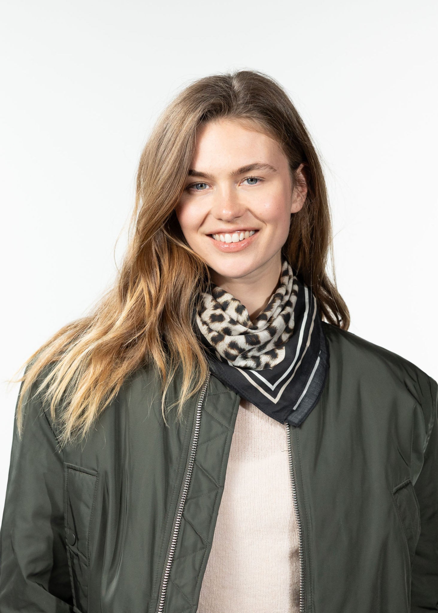 Rigga Scarf print beige one size