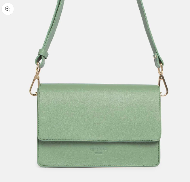 The perfect square bag