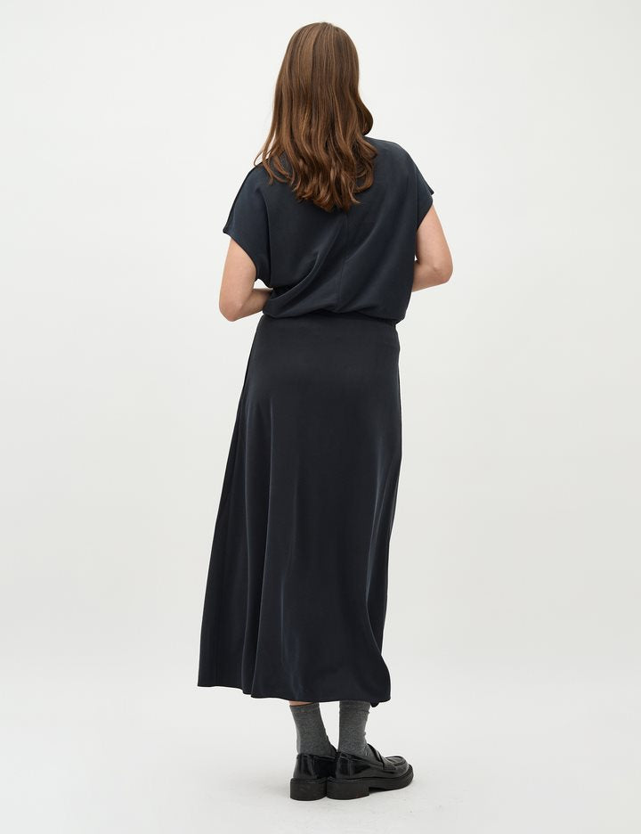 Avely-M, Bosko, Skirt