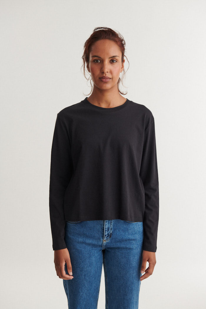 Raja LS Tee