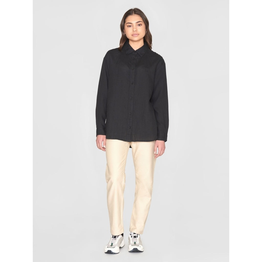 Loose linen long sleeved shirt