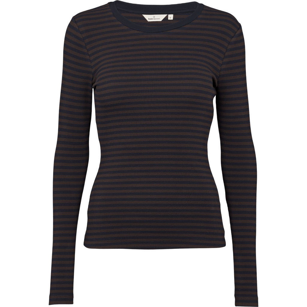 Ludmilla LS Tee