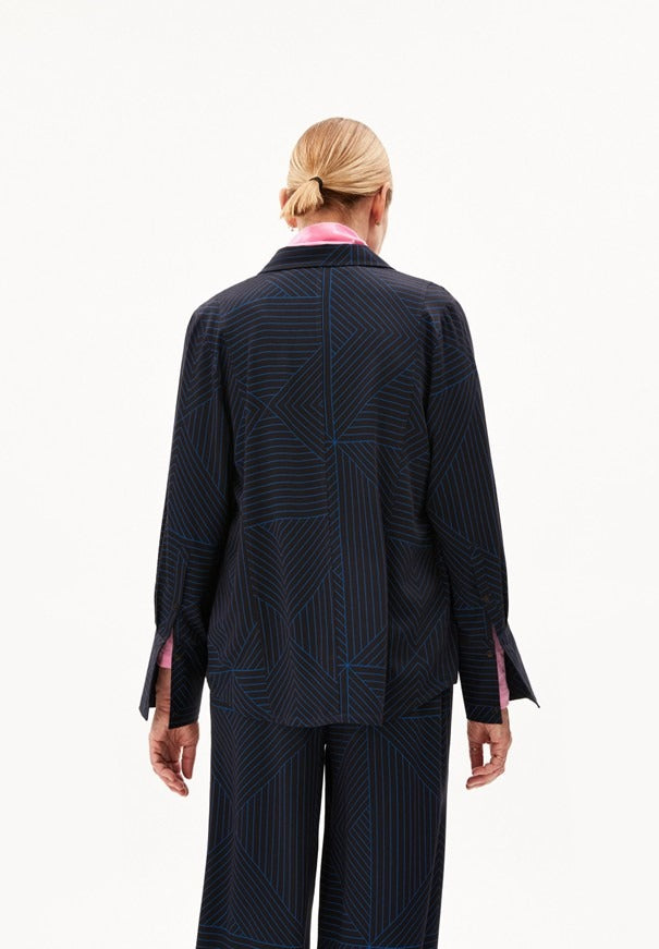 Moaanas Graphic Lines