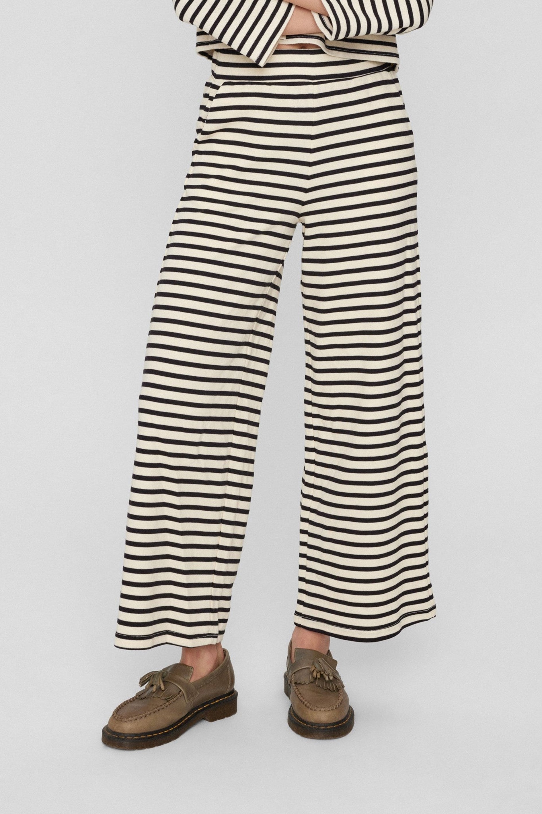 Nuhubsa Pants
