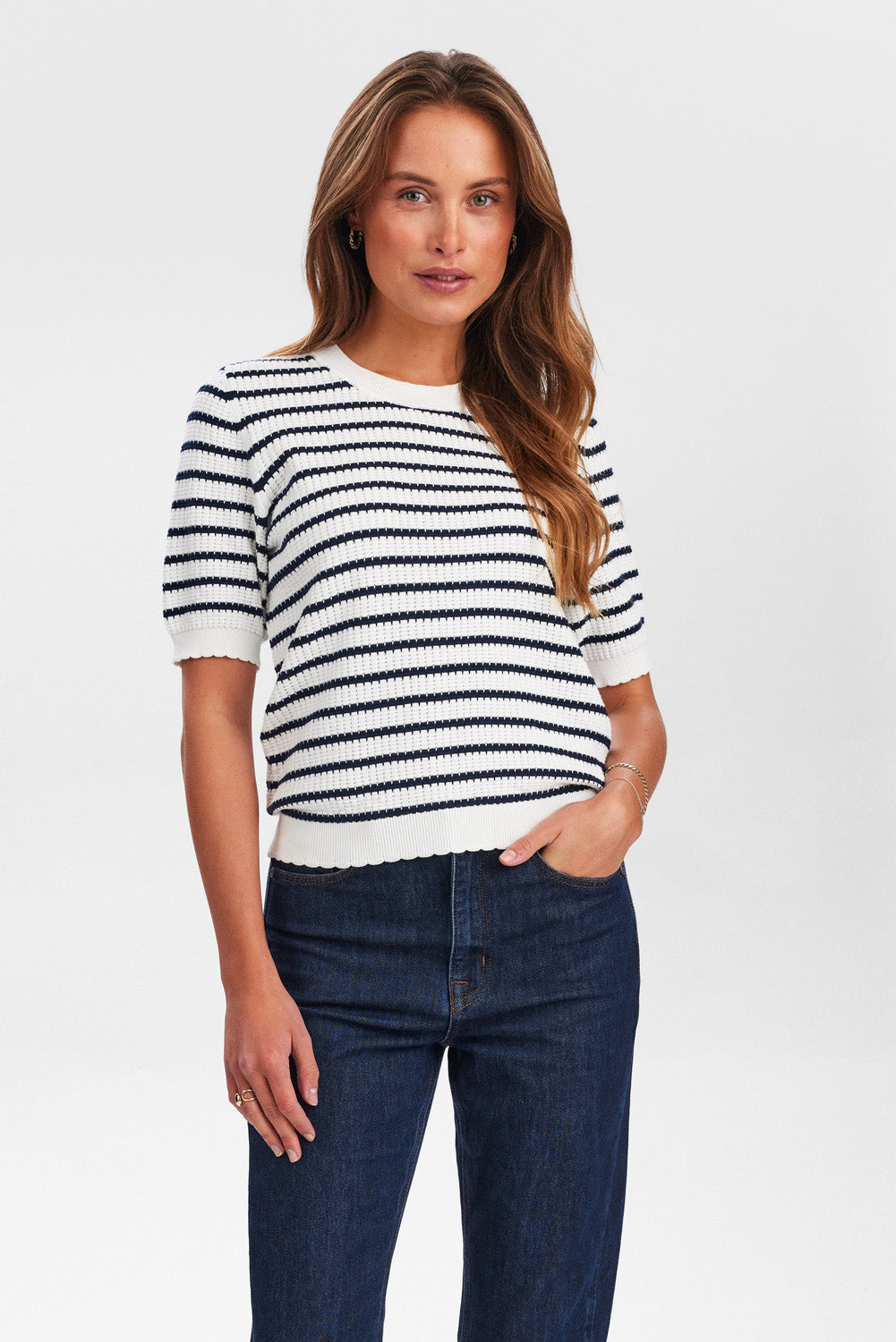 Nunicole Pullover