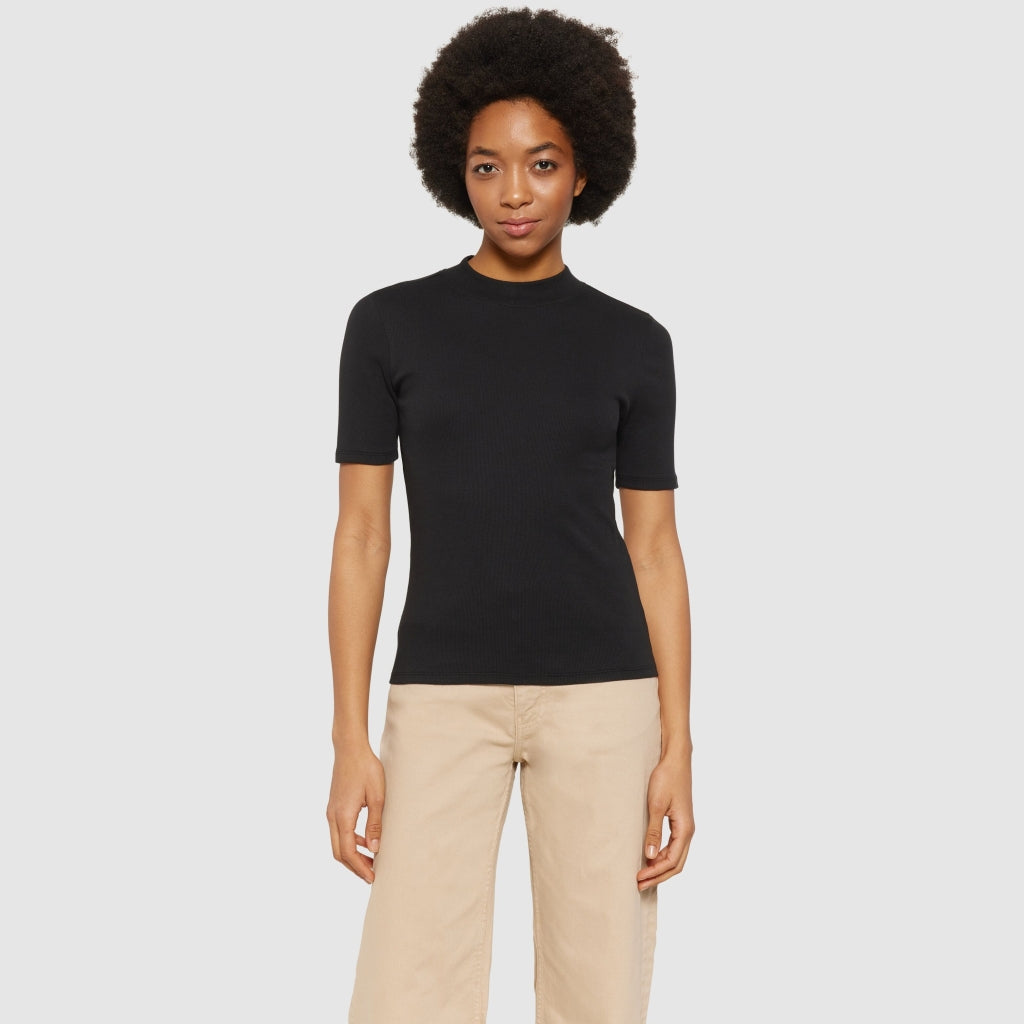 Rib high neck short sleeved