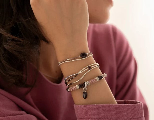 Feeling Granat silberfarbiges Armband