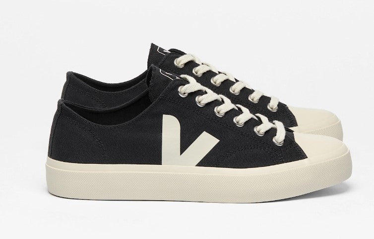 Wata II Low, Canvas, Black Pierre