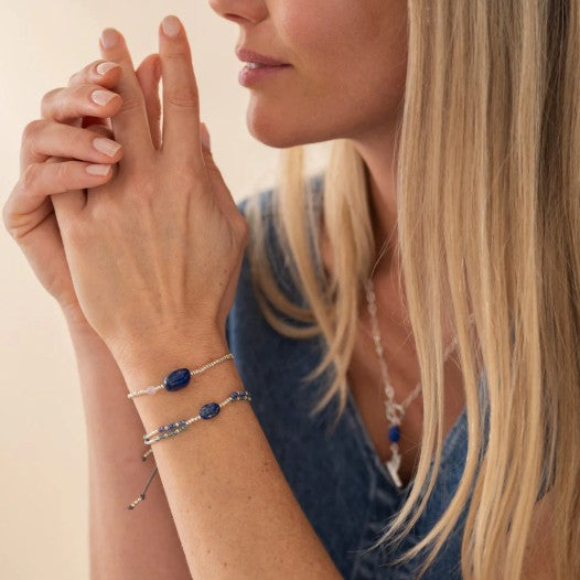 Shining Lapislazuli silberfarbiges Armband