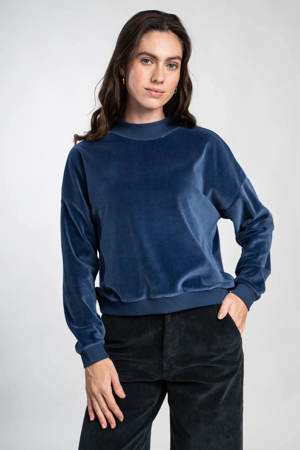 Avery petrol blue Sweater velour