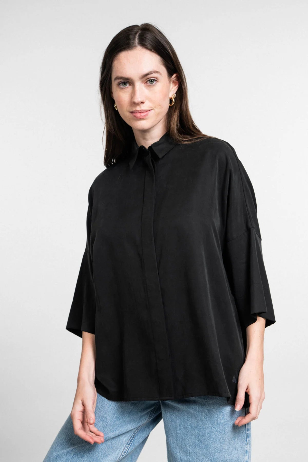 Hinata lyocell charcoal Bluse