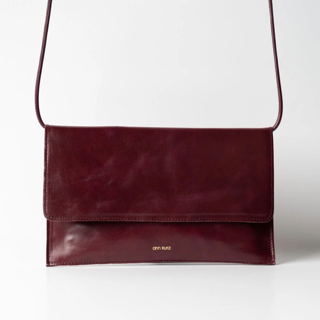 Thin Clutch - Shiny Nappa Burgundy