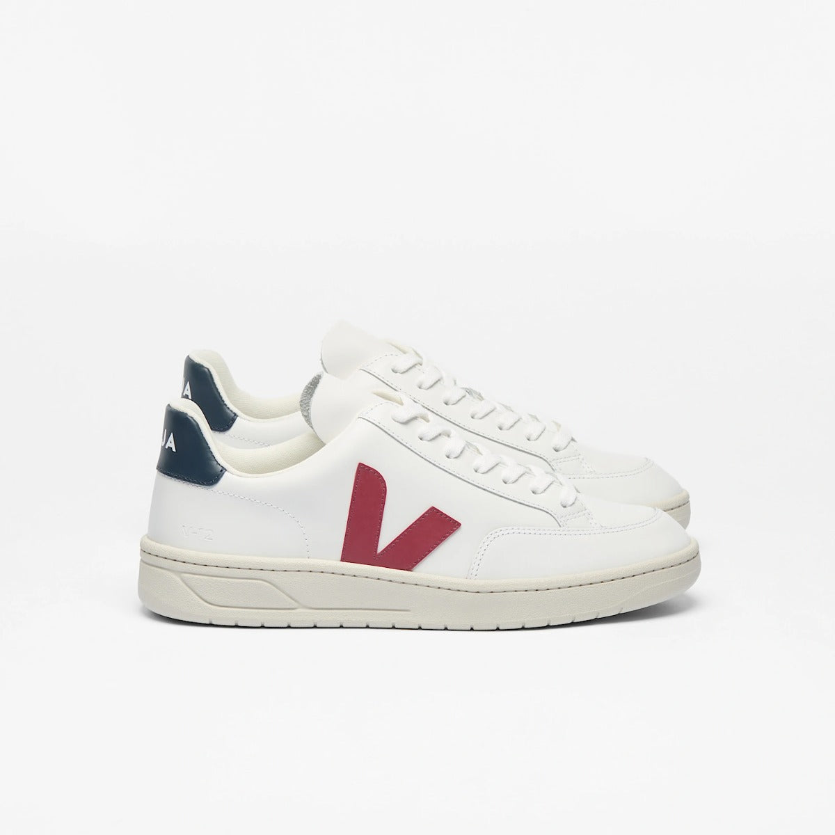 V-12, Leather, extra-white_marsala_nautico