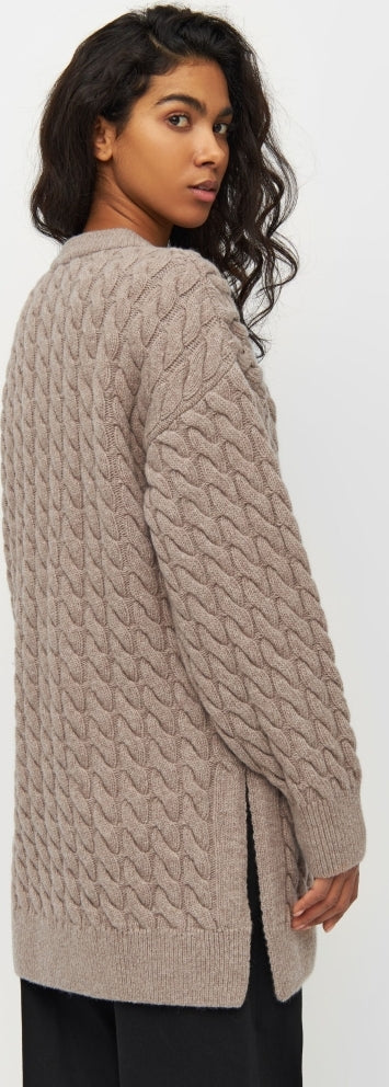 Wool cable knit 2-tone