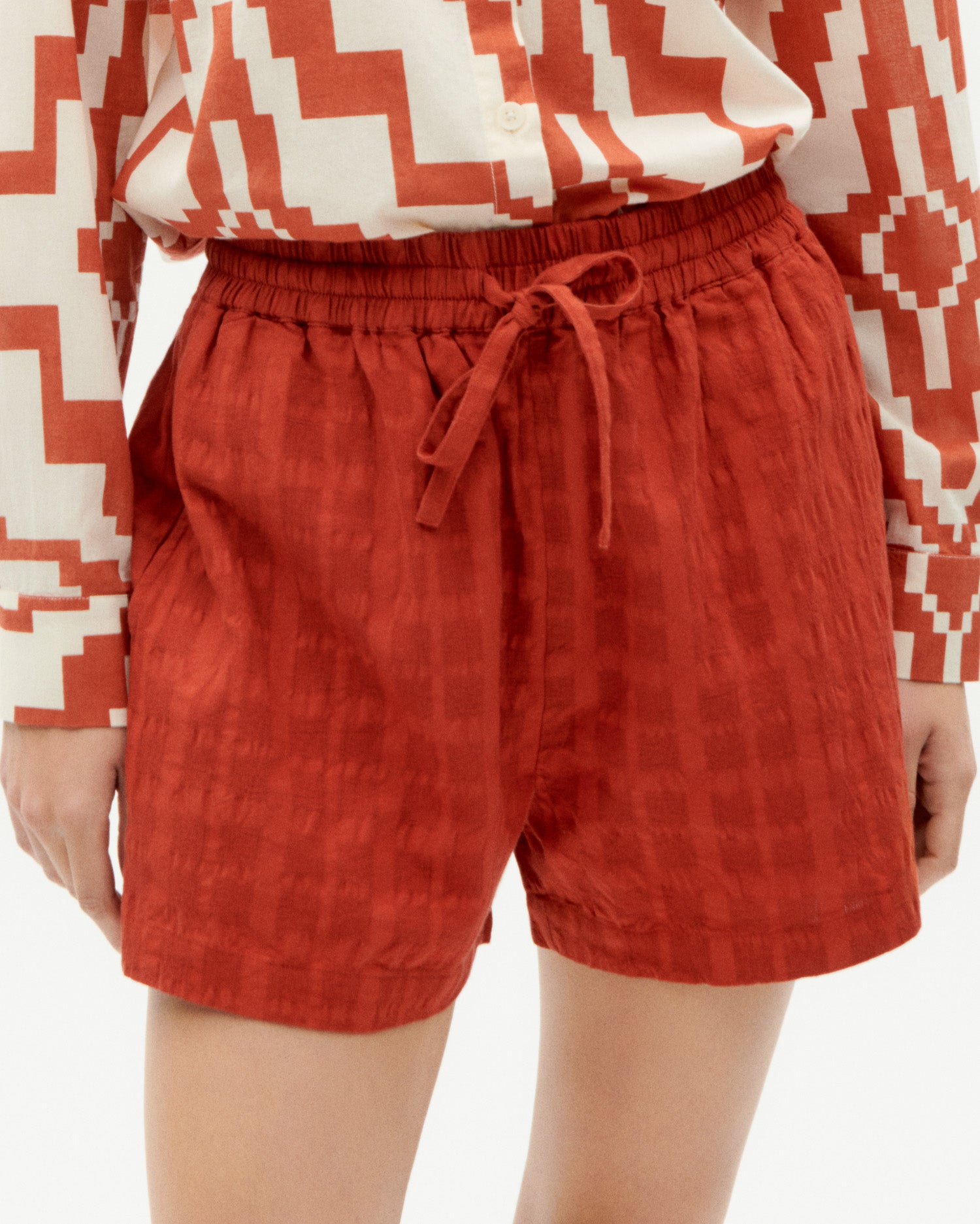 Orangered Cuadrito Geranio Shorts